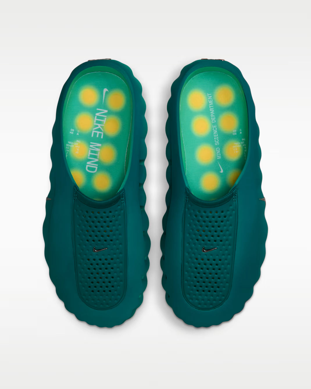 Nike Mind 001