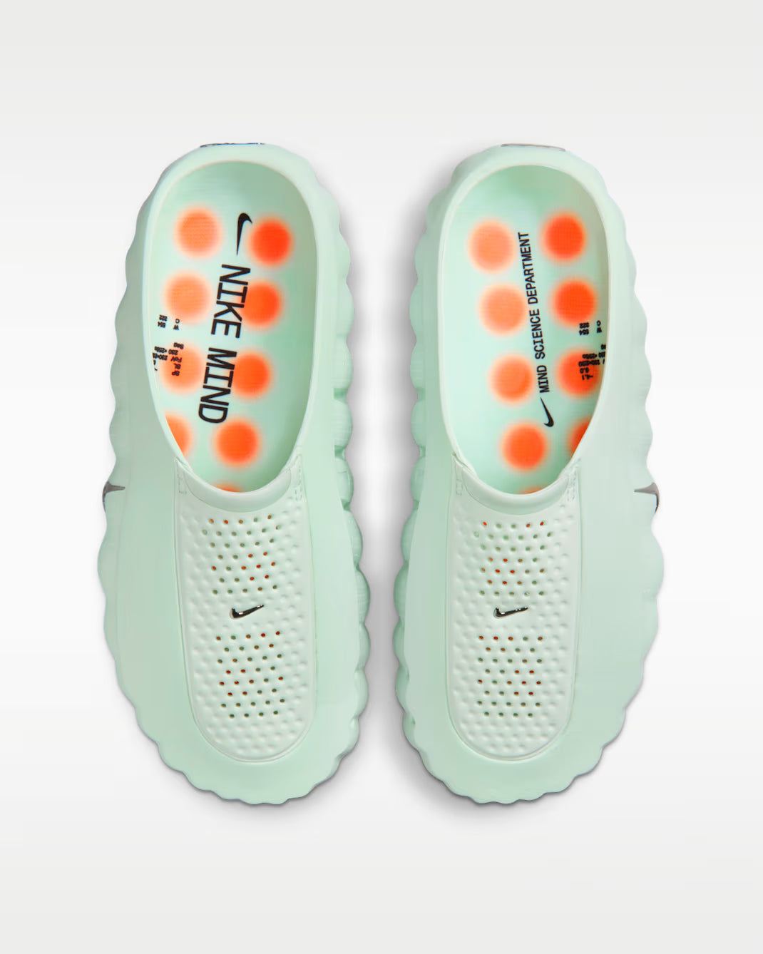 Nike Mind 001