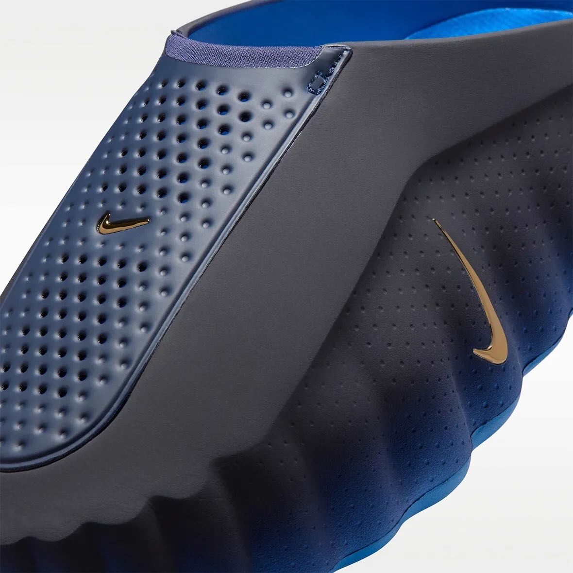 Nike Mind 001